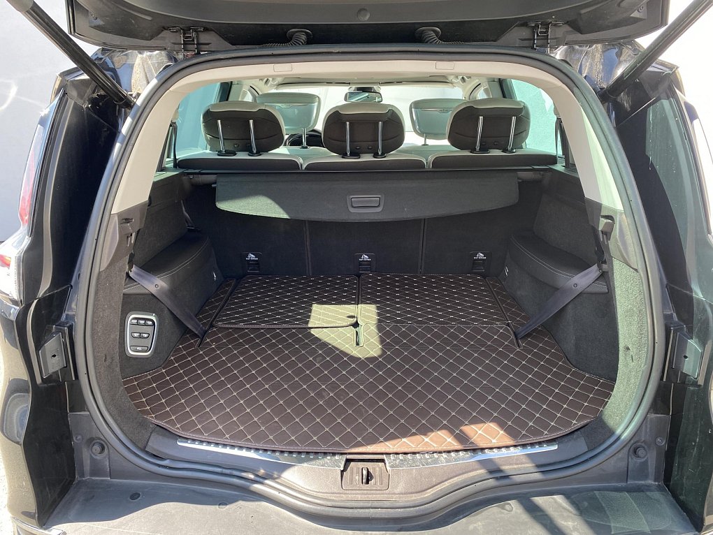 Renault Espace 1.6dCi Initiale Paris