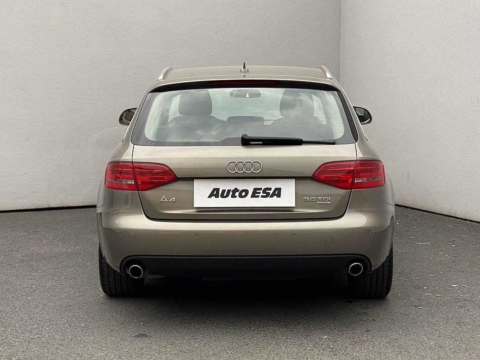 Audi A4 3.0 TDi  Quattro