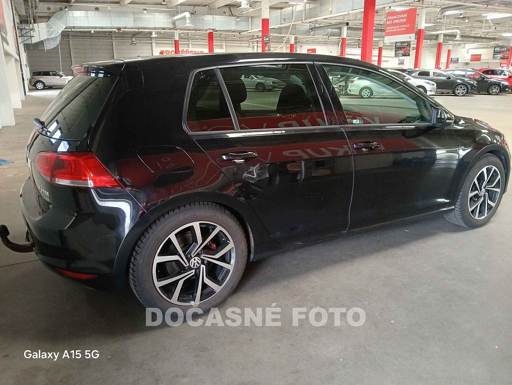 Volkswagen Golf 2.0 TDI 