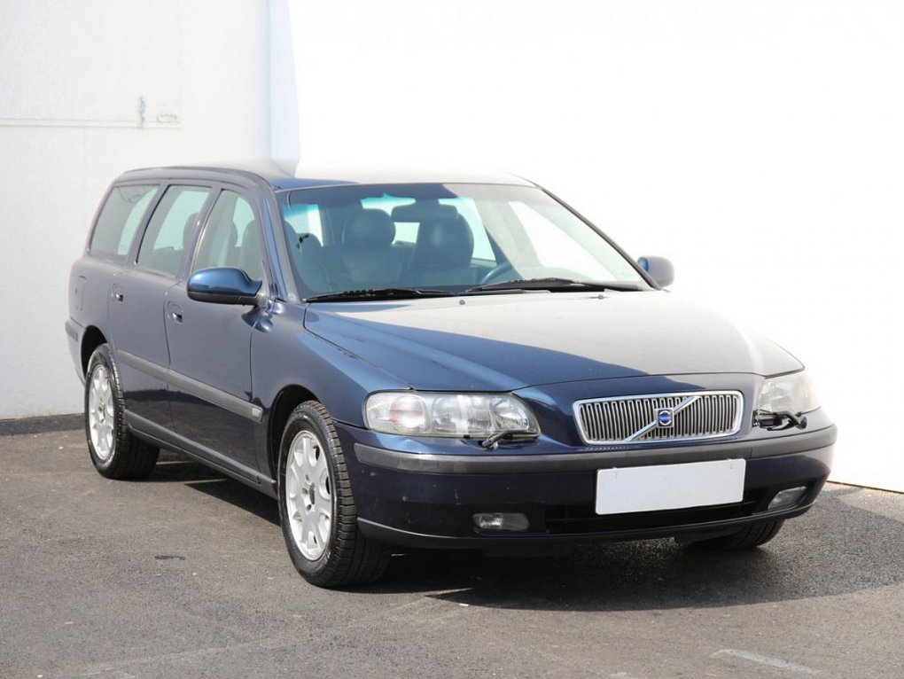 Volvo V70 2.4 D Momentum
