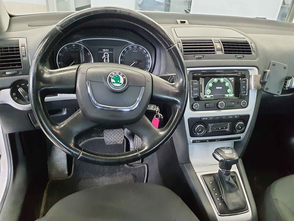 Škoda Octavia II 1.2 TSI Ambiente