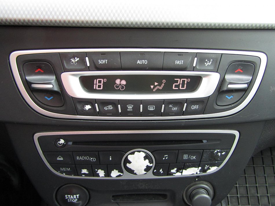 Renault Fluence 1.6i 