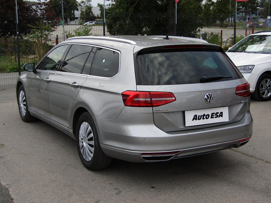Volkswagen Passat 2.0 TDi Highline