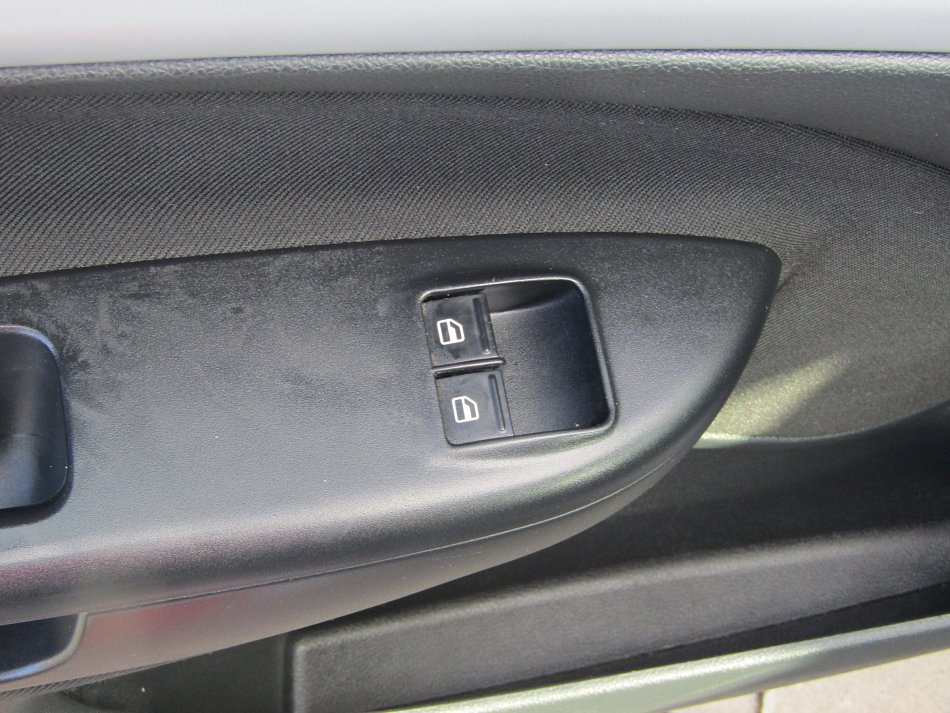 Škoda Octavia II 1.6 TDi Ambition