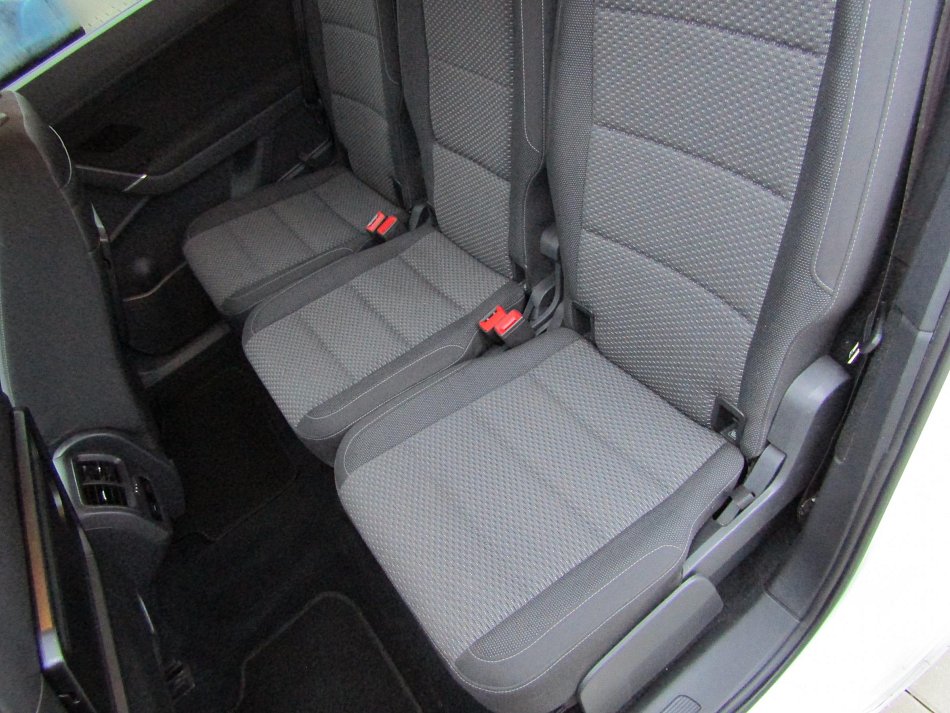 Volkswagen Touran 2.0TDi 