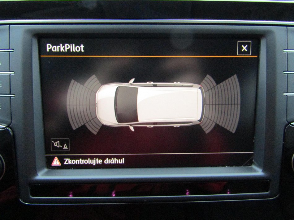 Volkswagen Touran 2.0TDi 