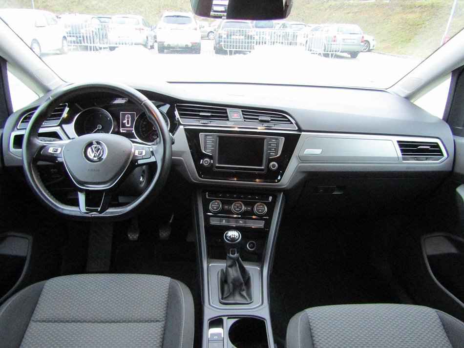 Volkswagen Touran 2.0TDi 