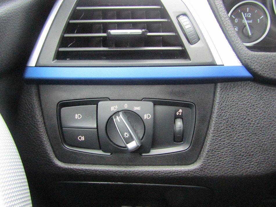 BMW Řada 3 2.0d  320d xDrive