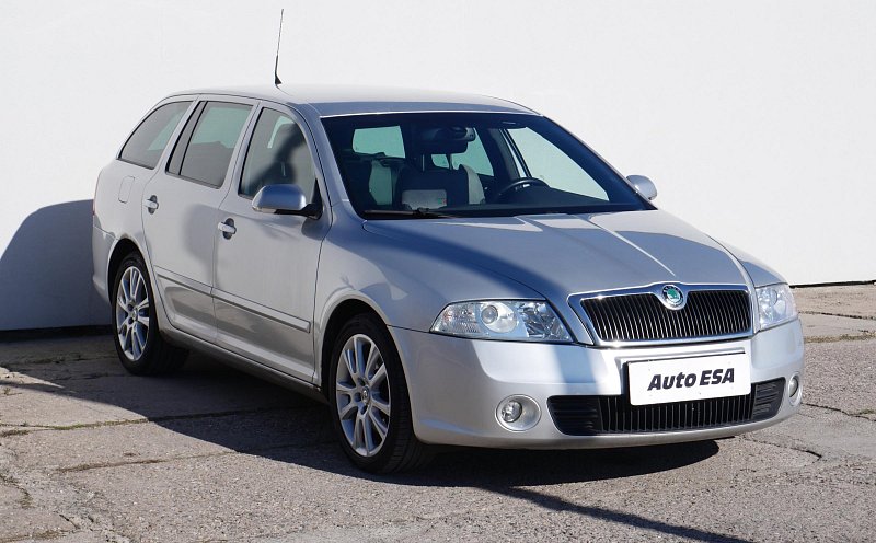 Škoda Octavia II 2.0 TDi RS