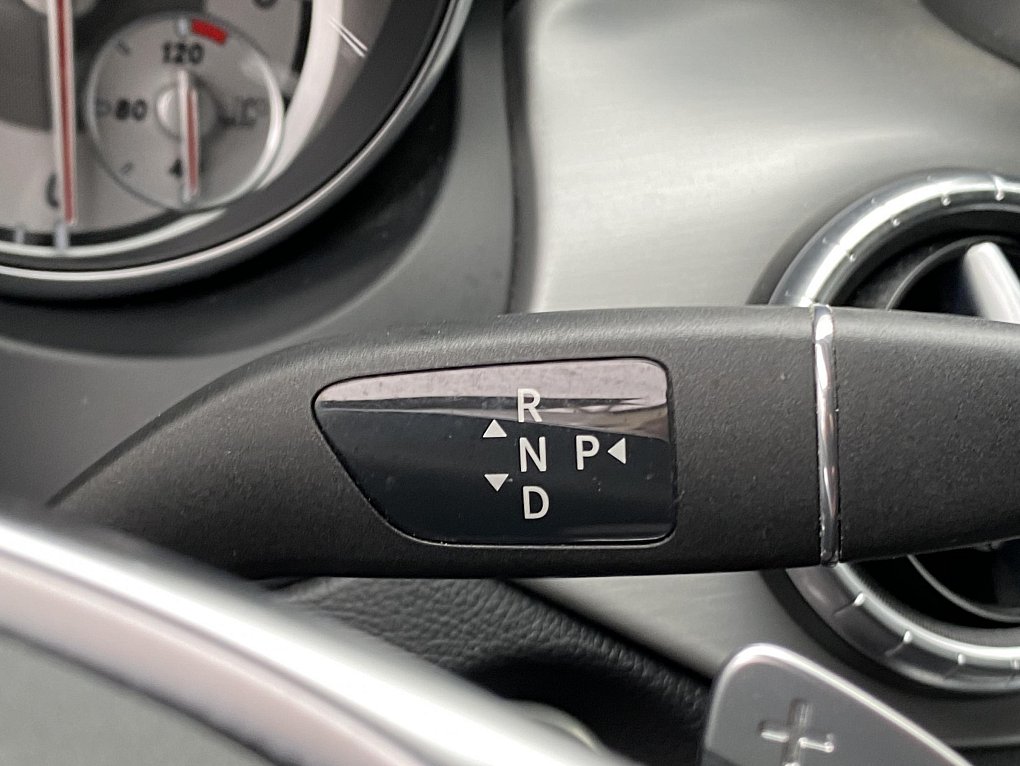 Mercedes-Benz CLA 2.2 CDi  200d