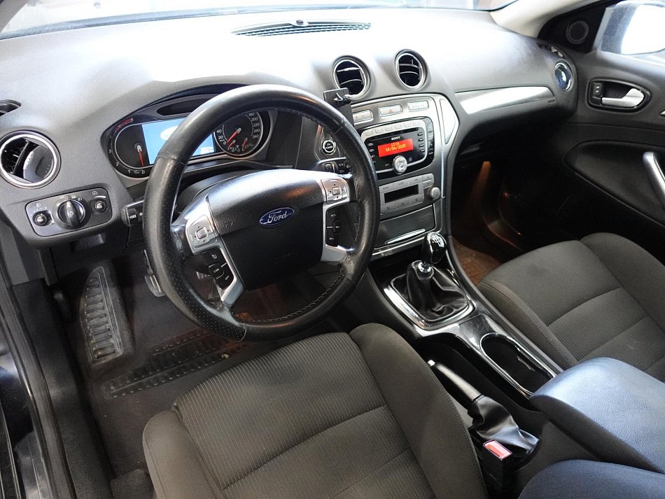 Ford Mondeo 1.8 tdci 
