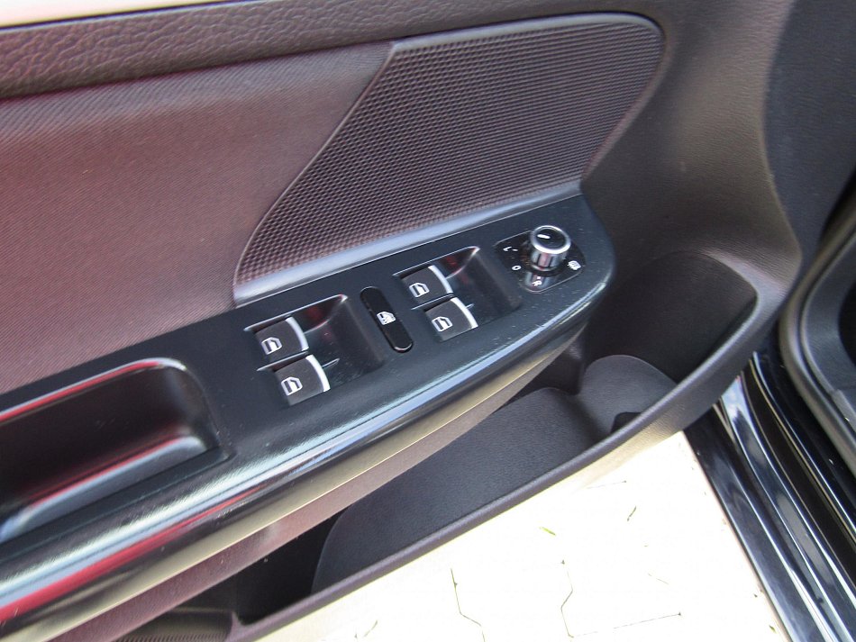 Volkswagen Golf 2.0 TDi 