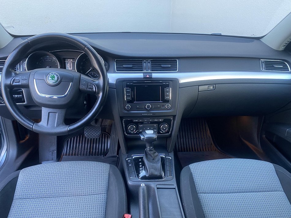 Škoda Superb II 2.0 TSi Ambition