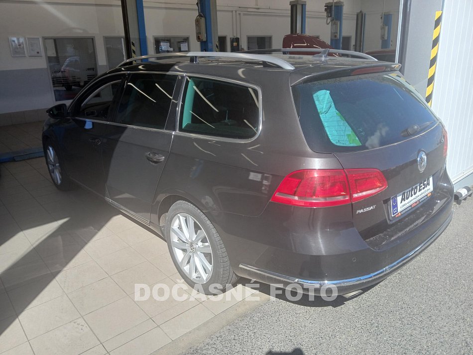 Volkswagen Passat 2.0 TDi Highline 4MOTION