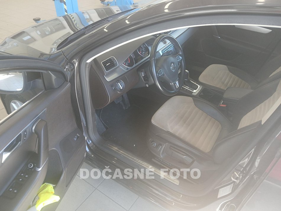 Volkswagen Passat 2.0 TDi Highline 4MOTION