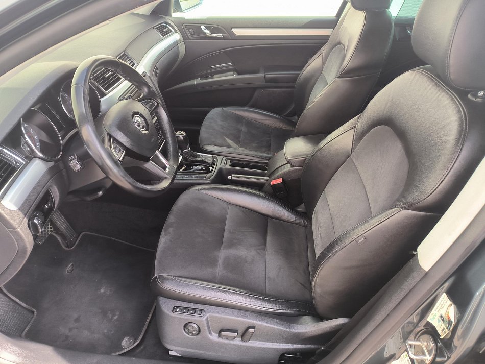 Škoda Superb II 2.0 TDi Elegance