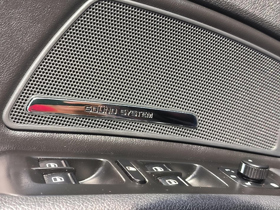 Škoda Superb II 2.0 TDi Elegance