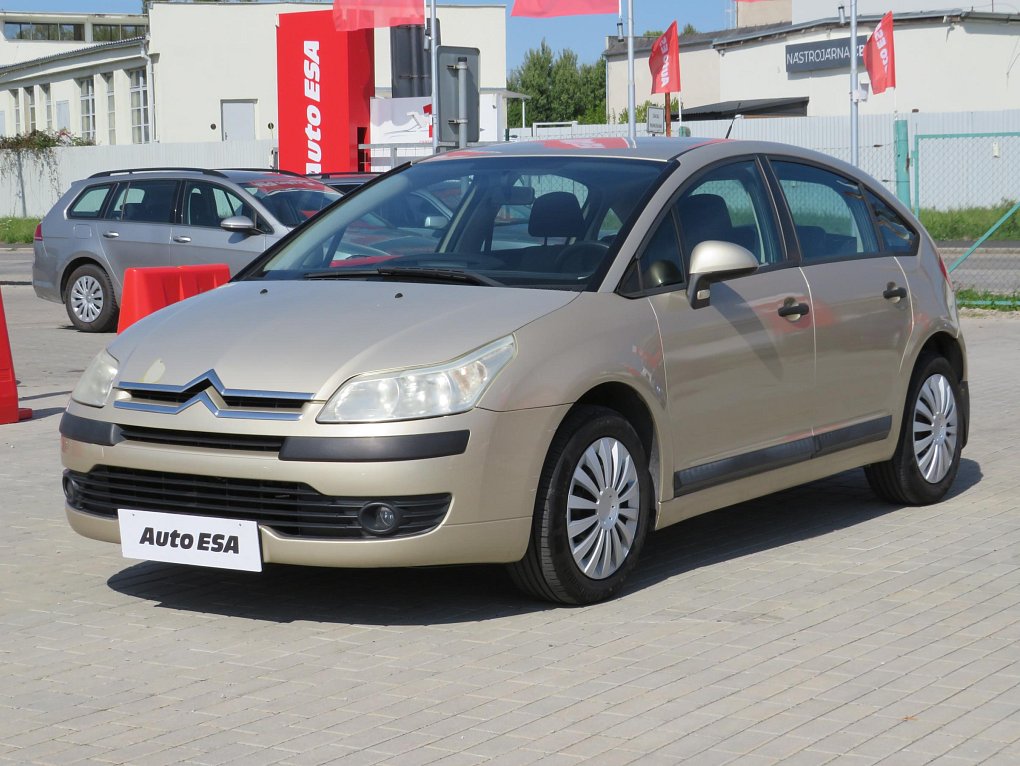 Citroën C4 1.4i 