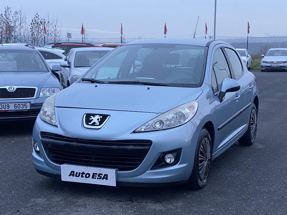 Peugeot 207 1.4 i 