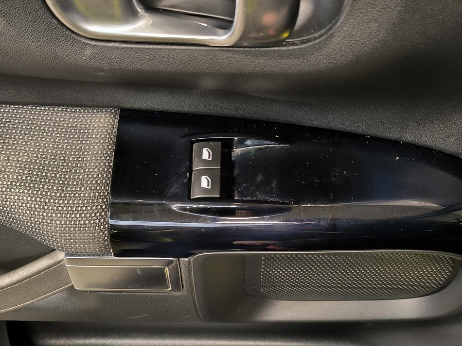 Citroën C4 Cactus 1.2i 