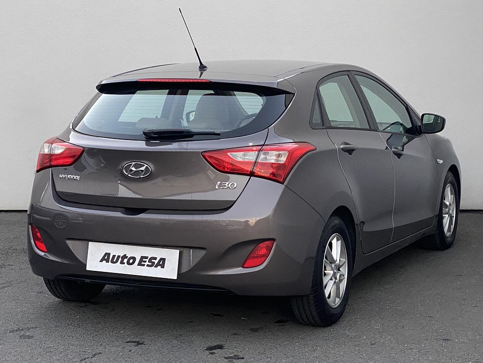 Hyundai I30 1.4 16V 