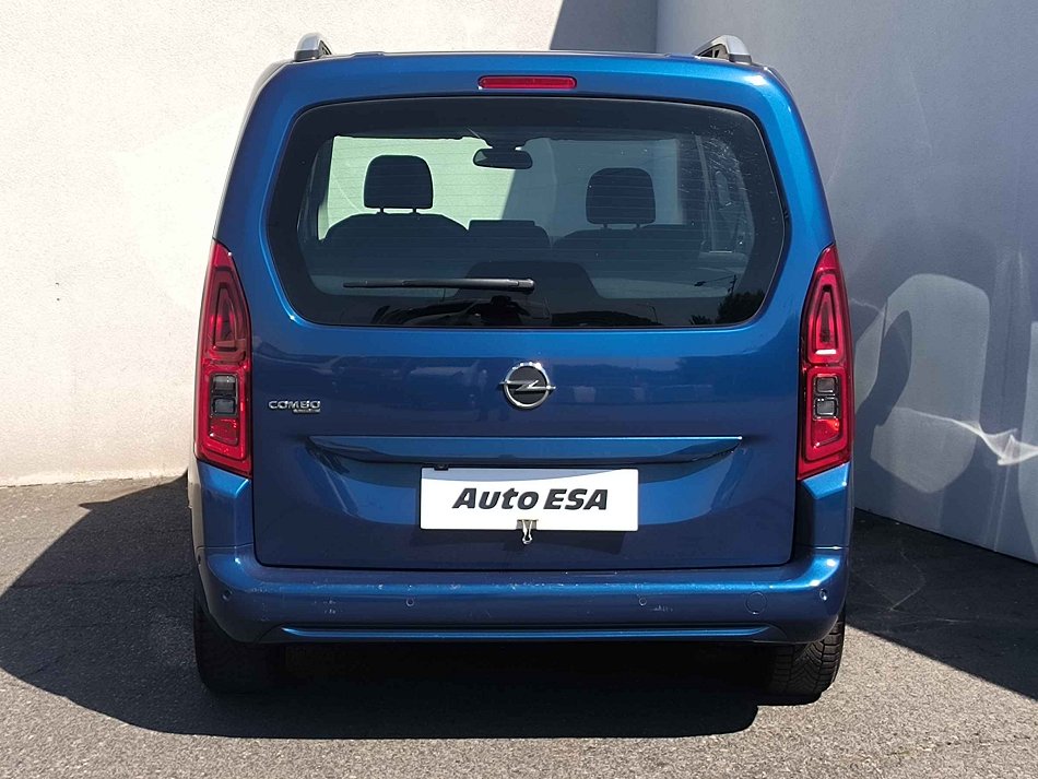 Opel Combo 1.2T Life