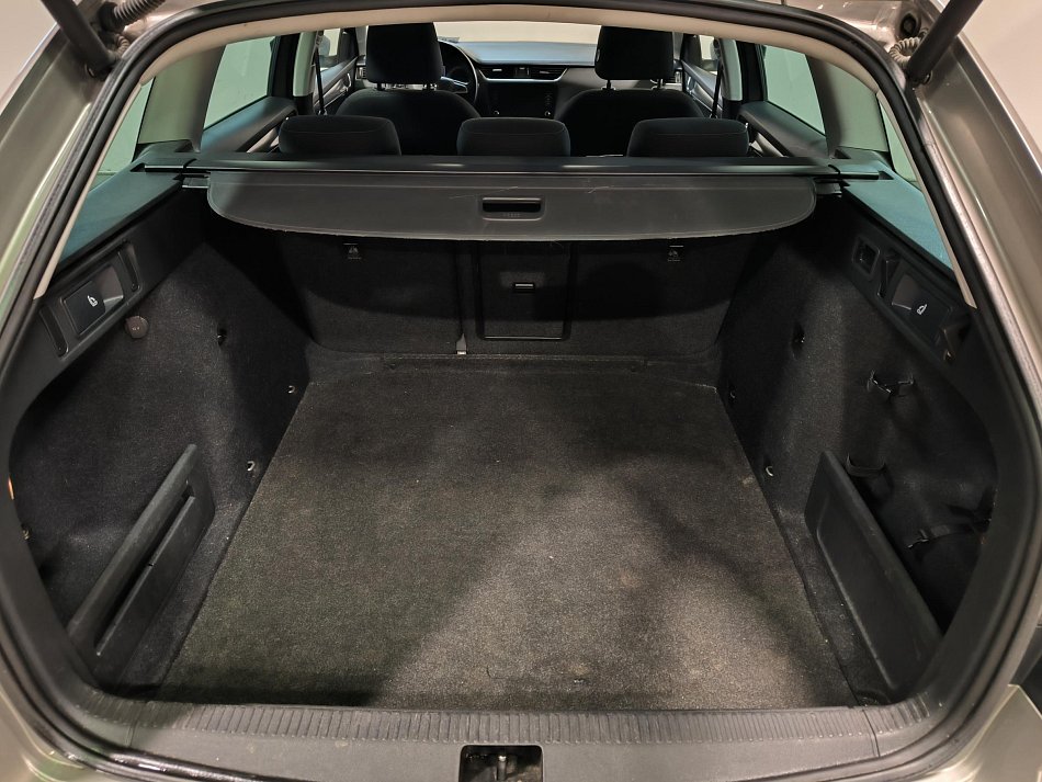 Škoda Octavia III 2.0 TDi  4x4