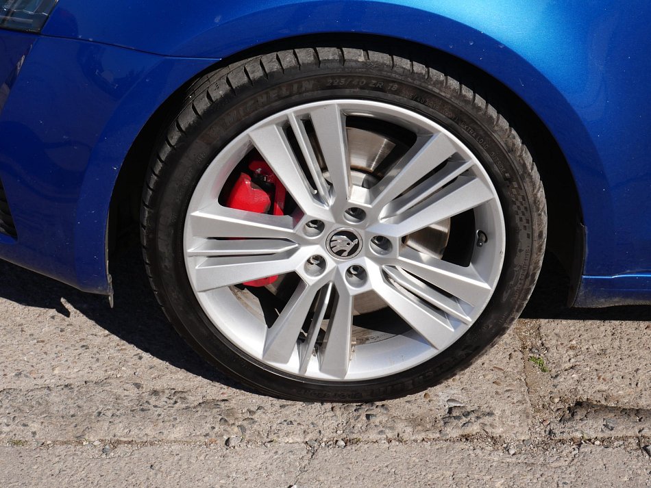 Škoda Octavia III 2.0 TDi RS