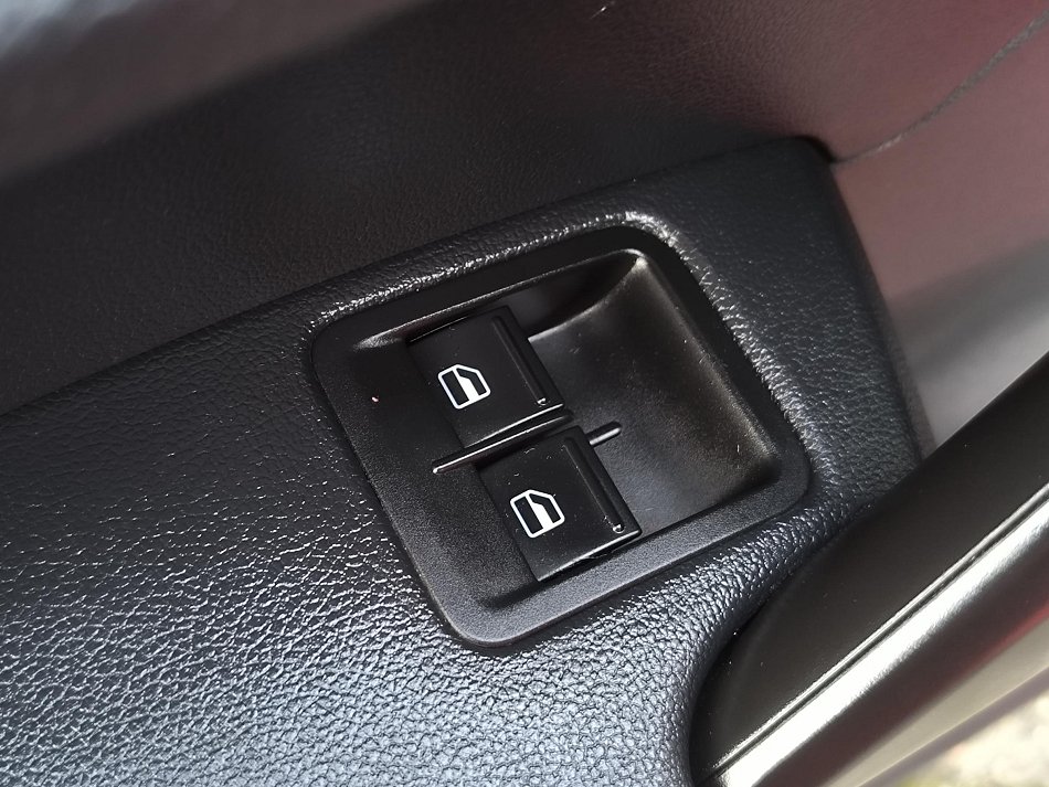 Volkswagen Caddy 1.4TGi  MAXi DÍLNA