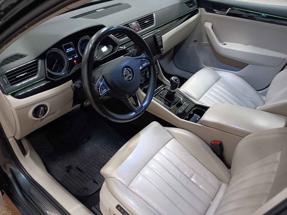 Škoda Superb III 2.0 TDi 