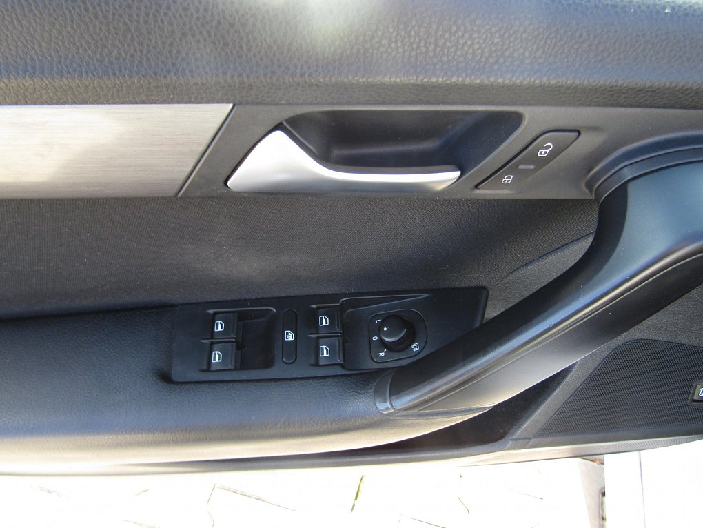 Volkswagen Passat 2.0 TSi 