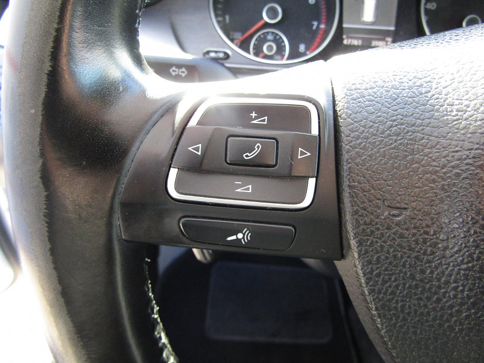 Volkswagen Passat 2.0 TSi 