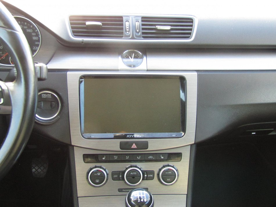 Volkswagen Passat 2.0 TSi 