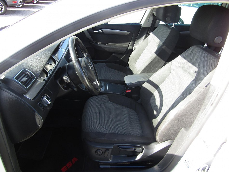 Volkswagen Passat 2.0 TSi 