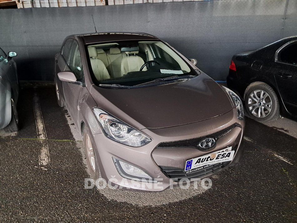 Hyundai I30 1.4 16V