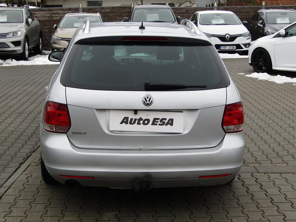 Volkswagen Golf 1.6 TDi 