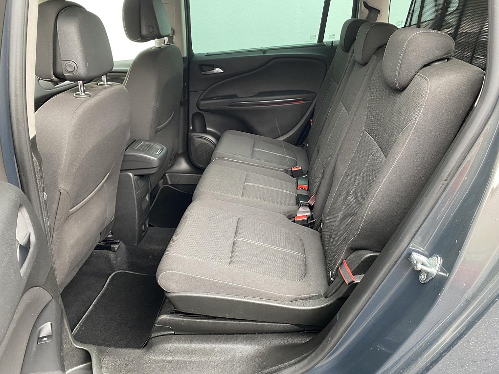 Opel Zafira 2.0CDTi 