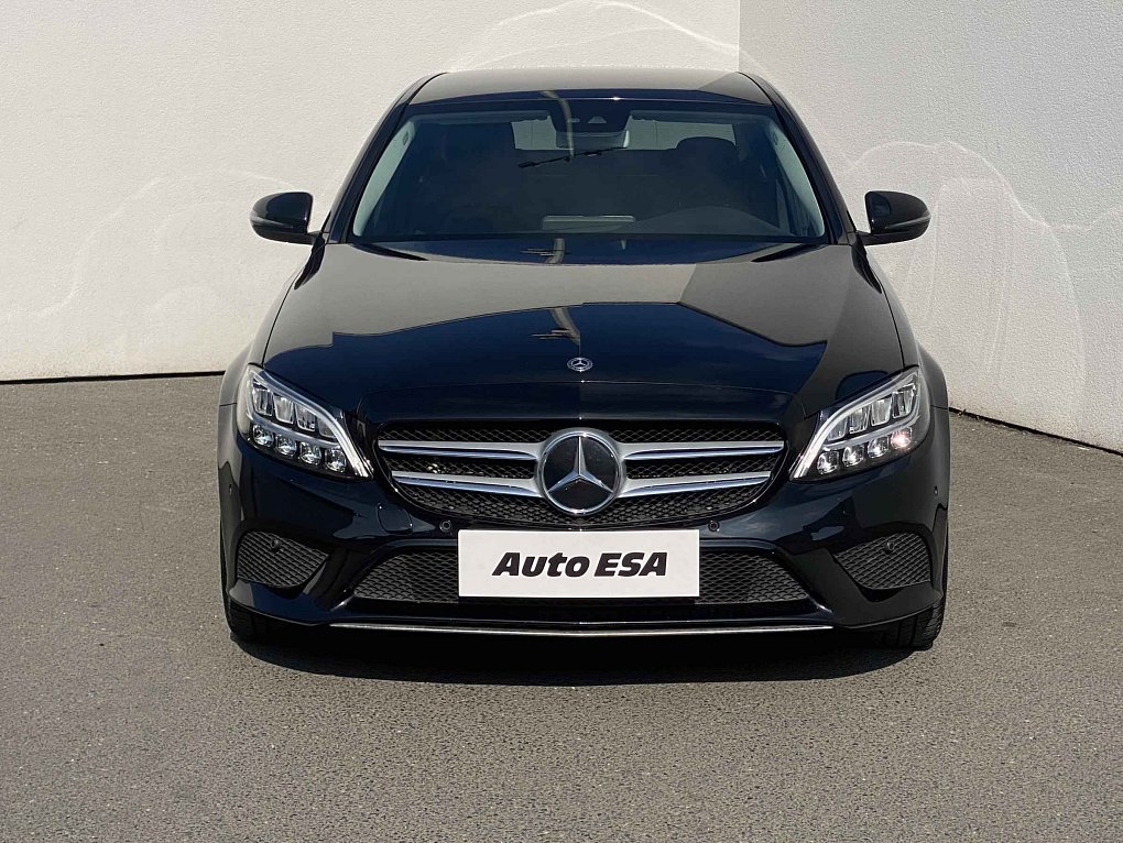 Mercedes-Benz Třída C 1.6i 