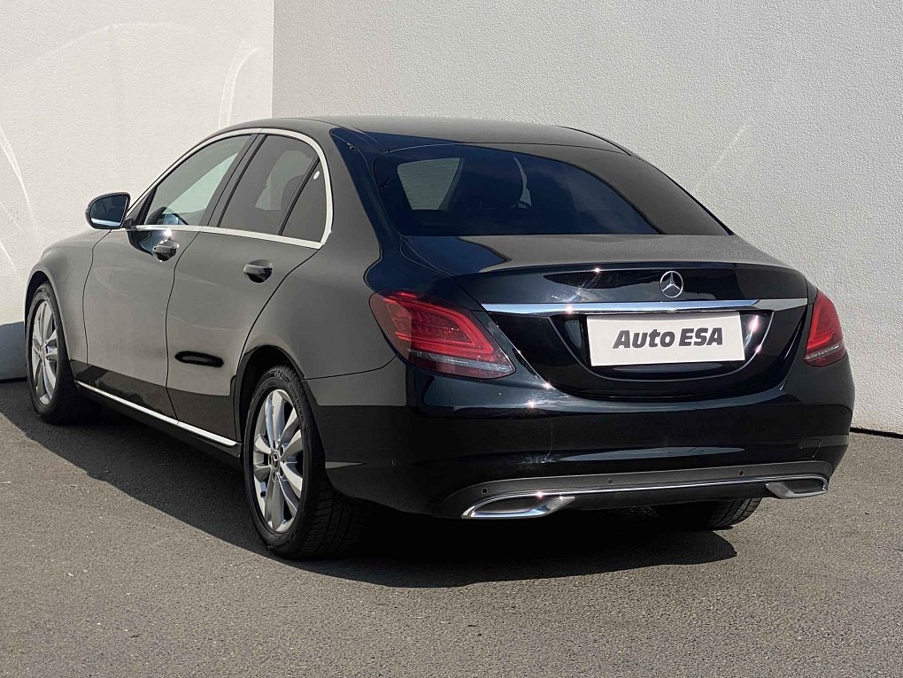 Mercedes-Benz Třída C 1.6i 