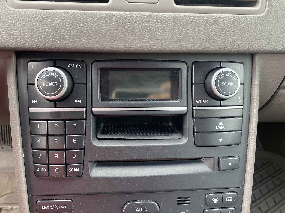 Volvo XC90 2.4 D5 Momentum