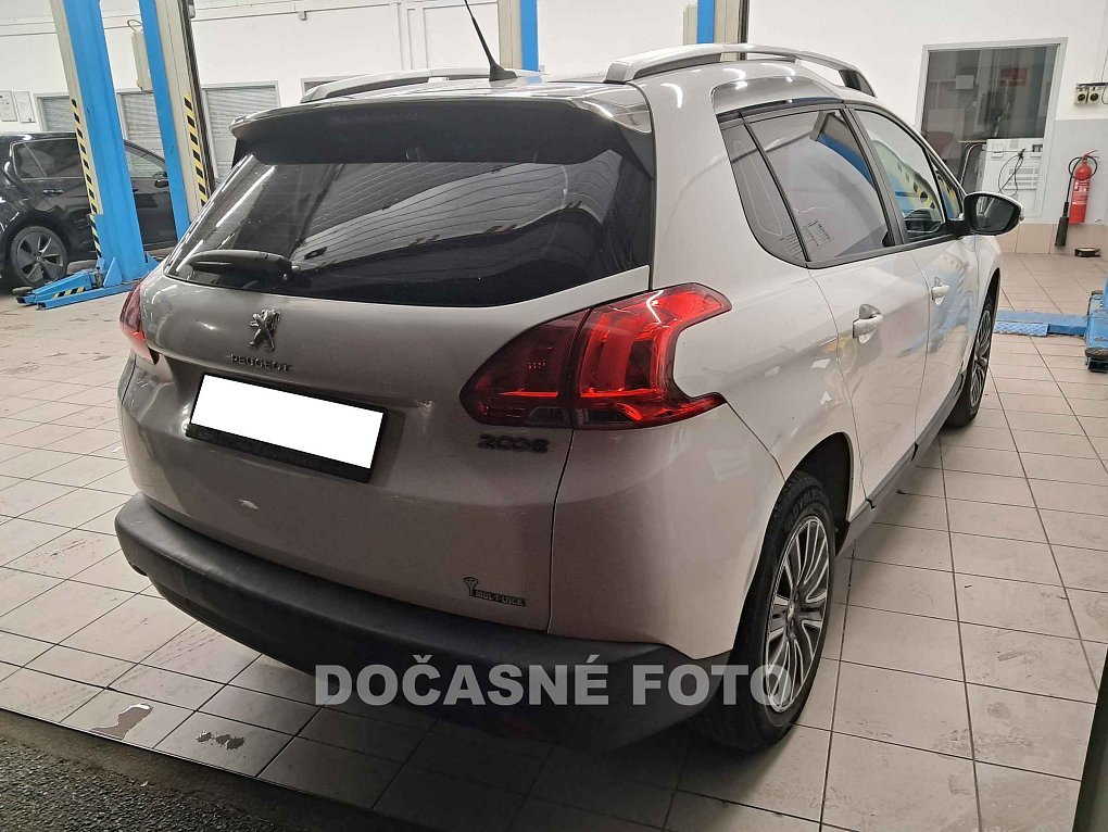 Peugeot 2008 1.6I Active