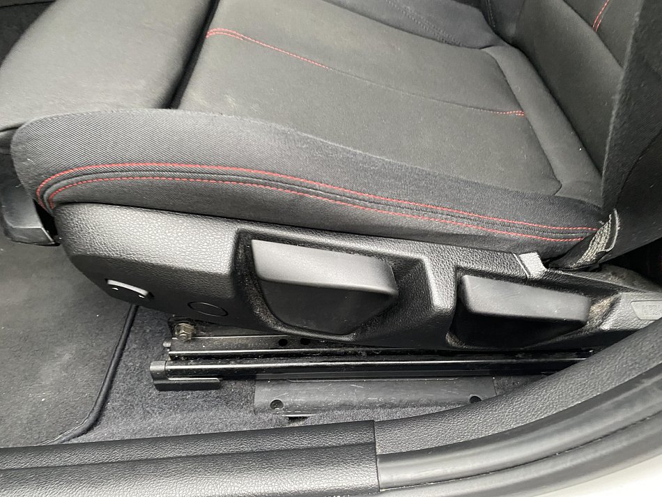 BMW Řada 1 2.0 D Sport 120d