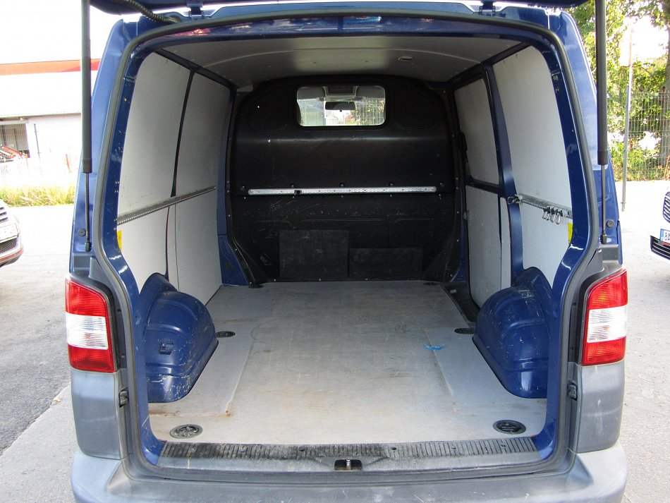 Volkswagen Transporter 2.0TDi 