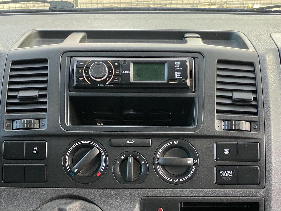 Volkswagen Transporter 2.0TDi 