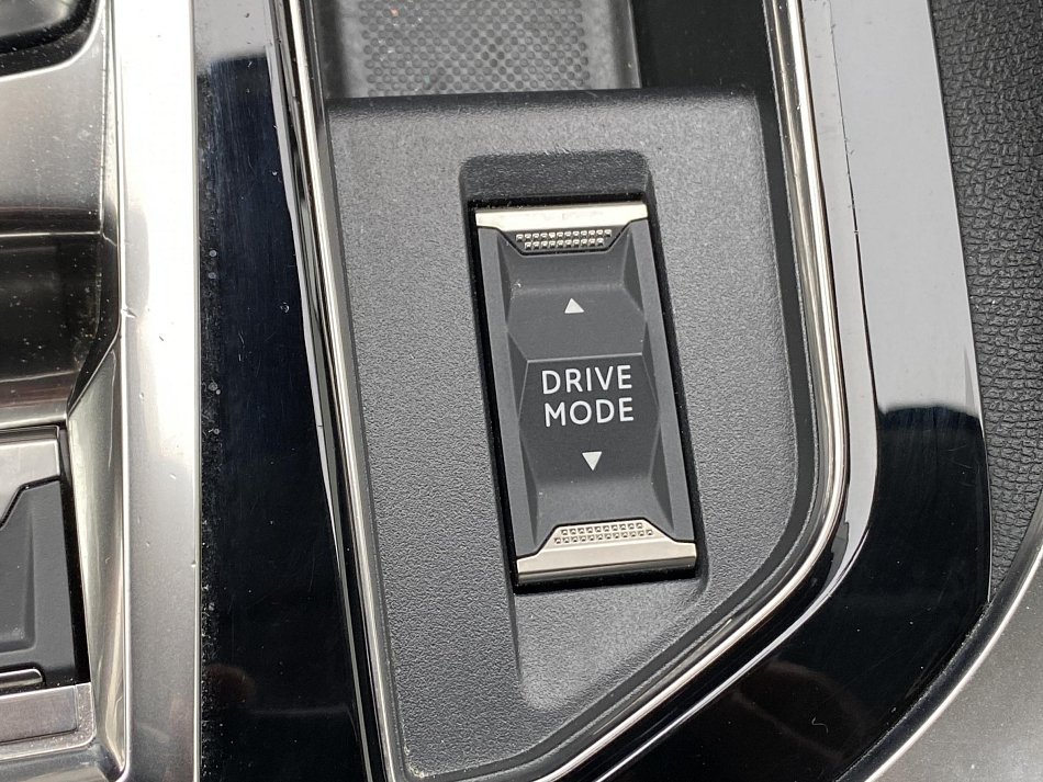 Peugeot 3008 1.2 PT Allure