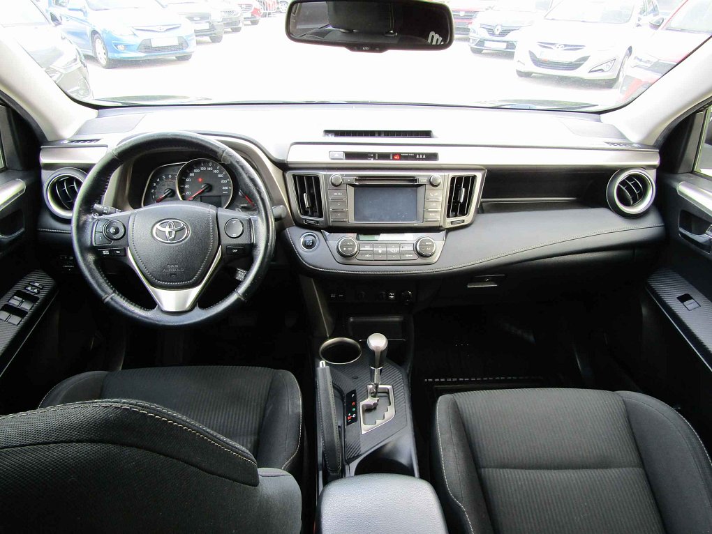 Toyota RAV4 2.2D  4x4