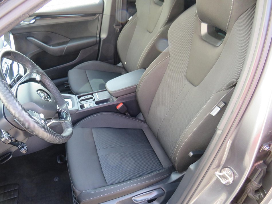 Škoda Octavia IV 1.5 TSi SportLine