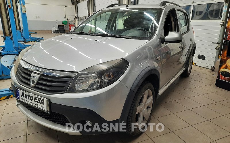 Dacia Sandero 1.6 i 