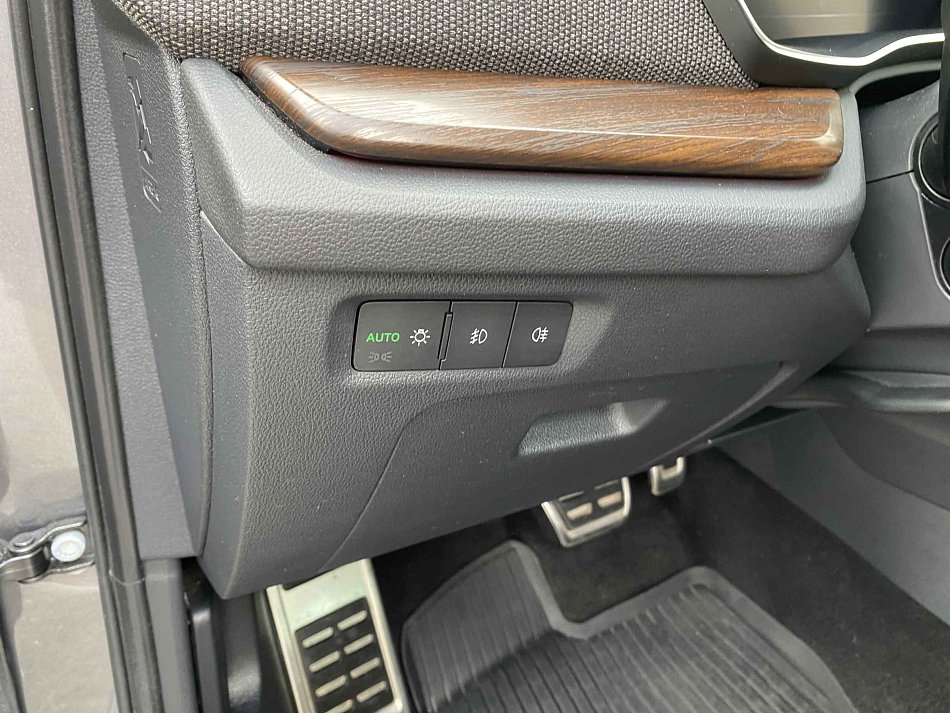 Škoda Octavia IV 2.0 TSi Scout 4x4
