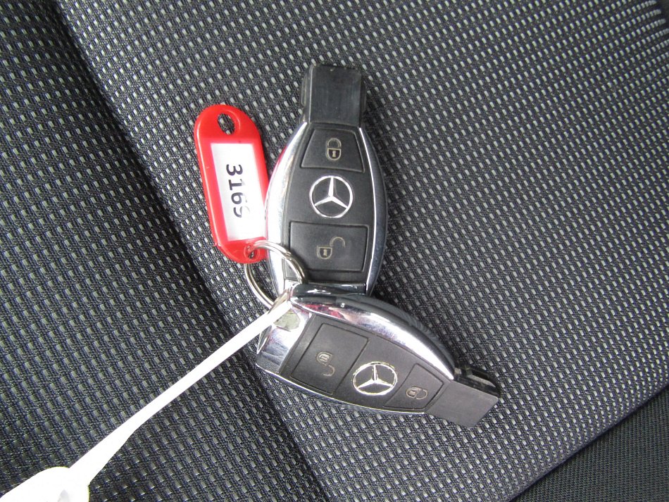 Mercedes-Benz Třída C 2.0 CDi 